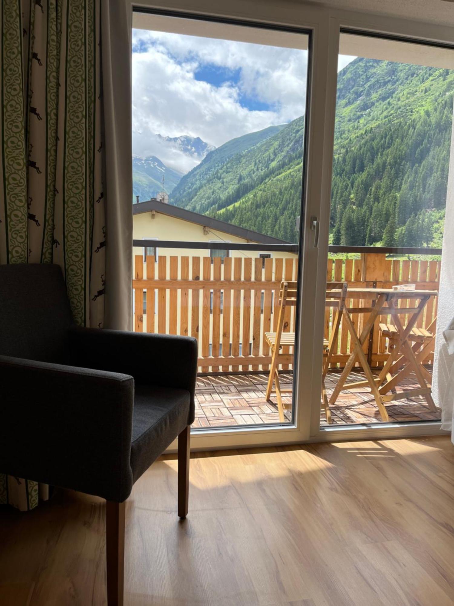 Pension Anna Sankt Leonhard im Pitztal Bagian luar foto